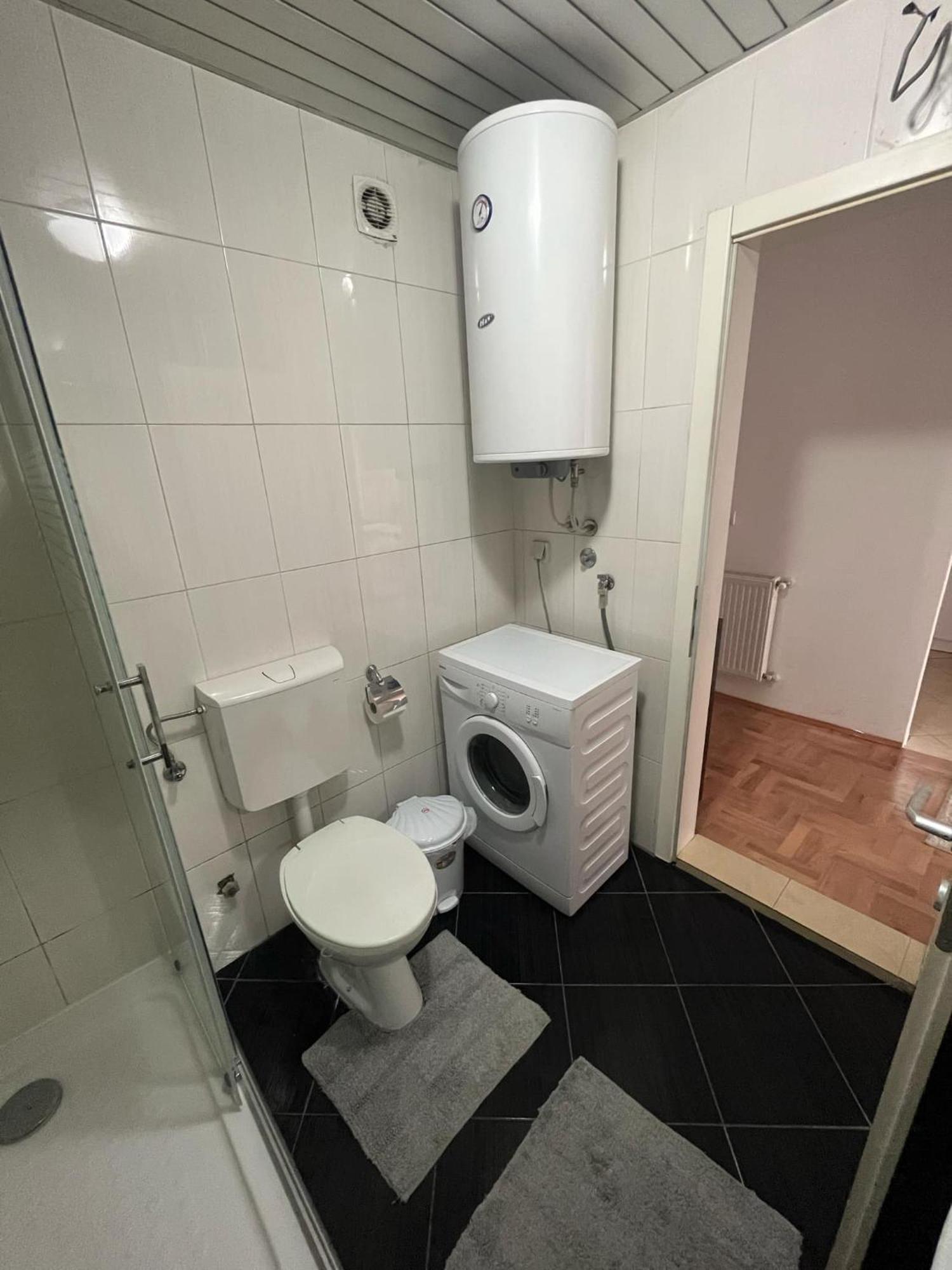 Apartment D Apartment-cozy Near To Busstation&citycenter *